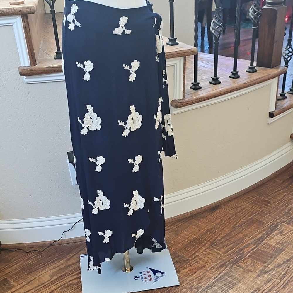Saks Fifth Avenue Floral Maxi Skirt in Navy and White